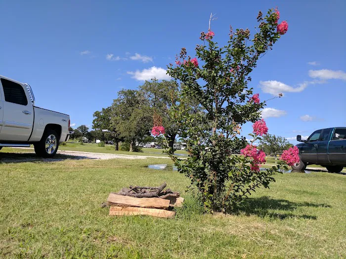 Solid Rock RV Park Picture 3