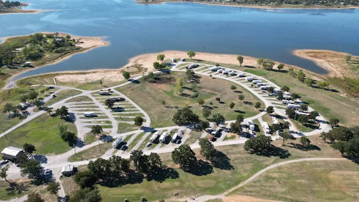 Old Rip’s Lake & Golf RV Resort Picture 4