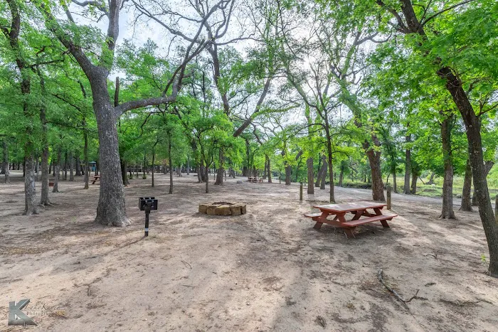 Inez Spring Riverfront RV Park Picture 2