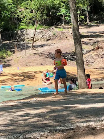 Inez Spring Riverfront RV Park Picture 4