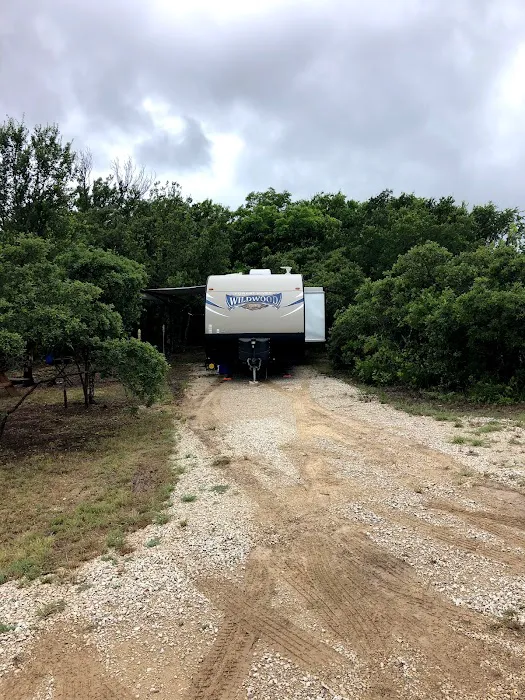 Inez Spring Riverfront RV Park Picture 3