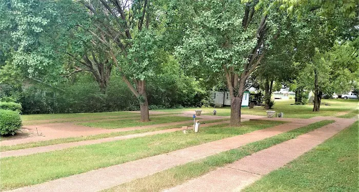 Cherry Street RV Park Picture 3