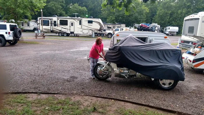 Outdoor Living Center RV Park Picture 10