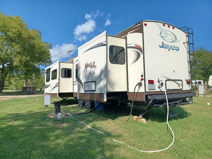 Spencer's Landing RV Park Picture 9