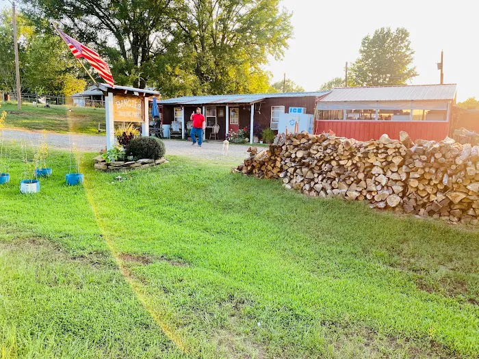 Shade Tree Rv Park Picture 7