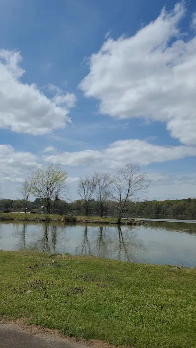 Shoal Bay Mobile Home & RV Park Picture 2