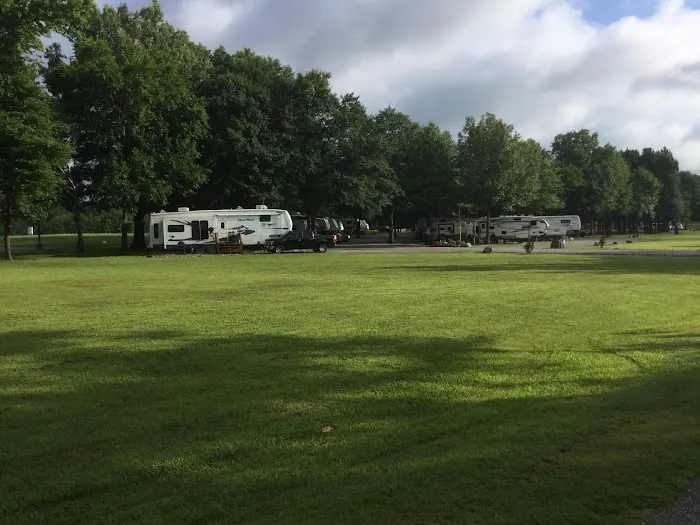 Red River RV Park Picture 3