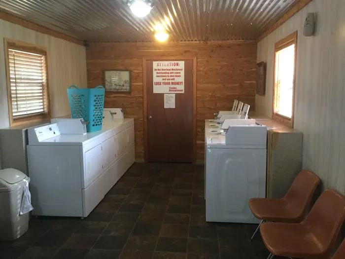 Red River RV Park Picture 1