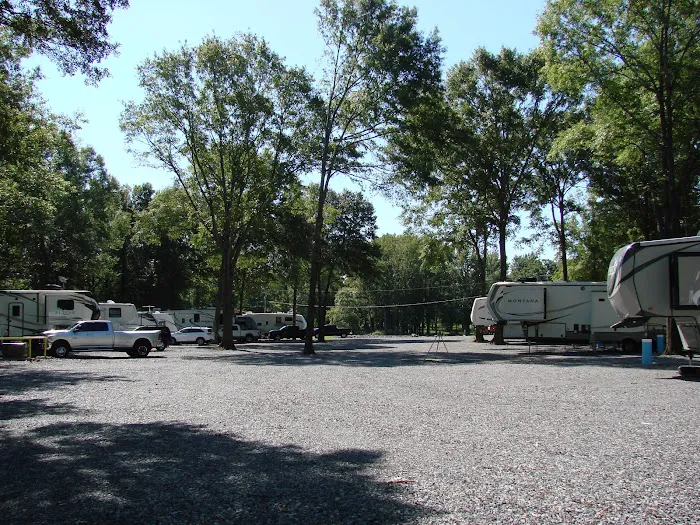 Red River RV Park Picture 5