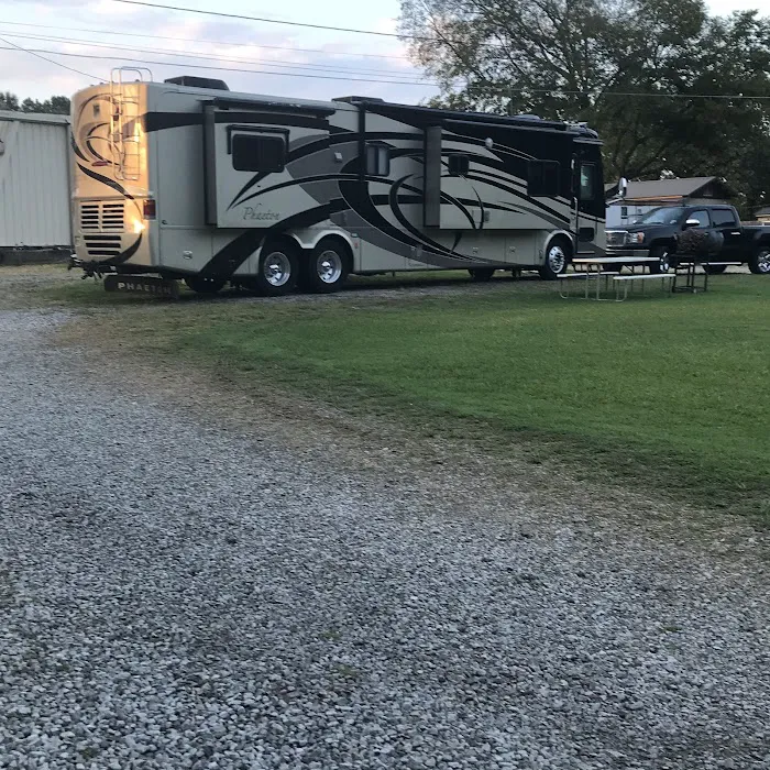 BARNES R.V. & MOBILE HOME PARK Picture 5