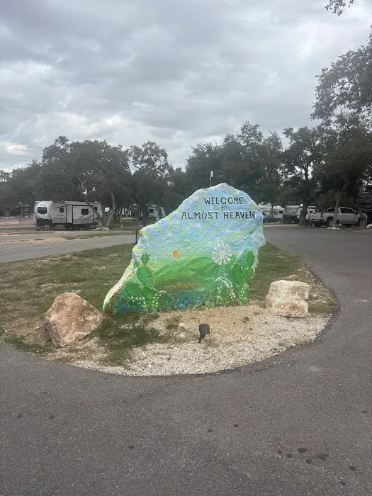 Almost Heaven RV Resort Picture 7