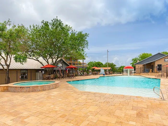 Sun Retreats Texas Hill Country Picture 1