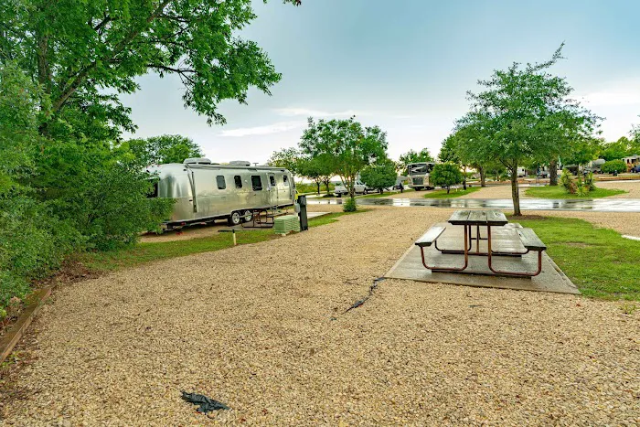 Sun Retreats Texas Hill Country Picture 7