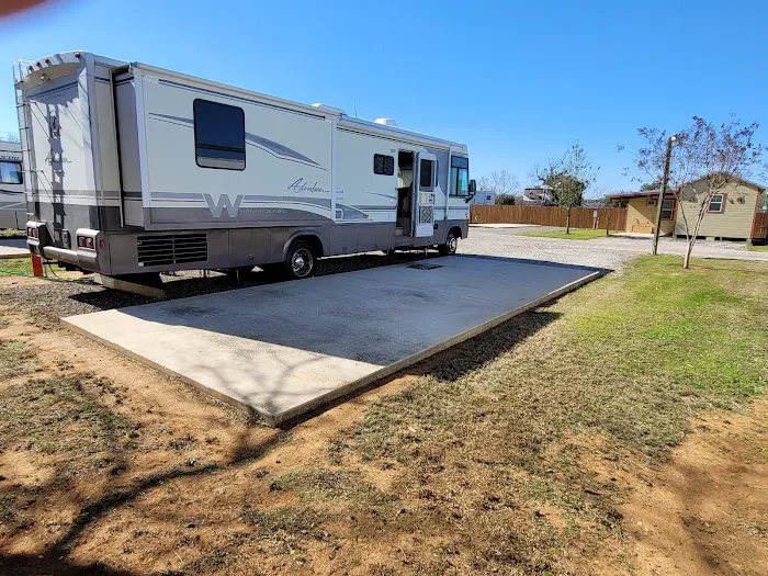 Country Living RV Park Resort Picture 3