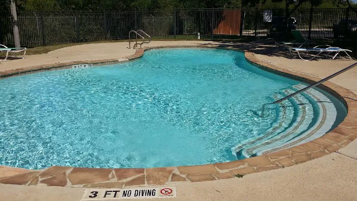 Crescent Place Picture 9