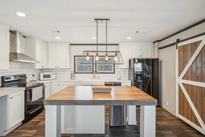 Converse Meadows Mobile Home Park Picture 10