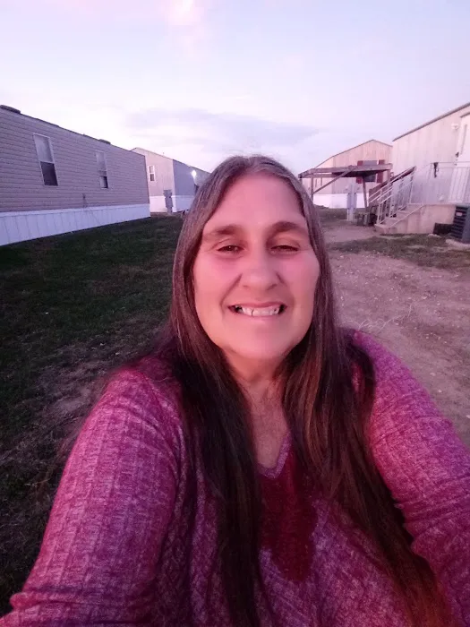 Lake Village Mobile Home Community Picture 2