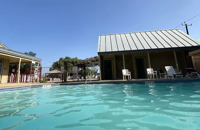 Indian Hills Manufactured Home Community Picture 4