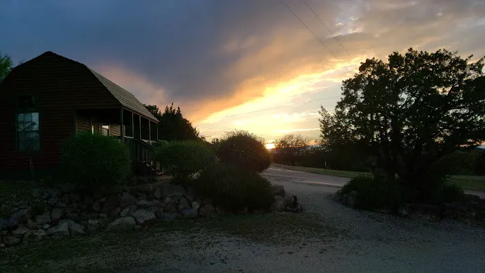 Hilltop RV Park Picture 7