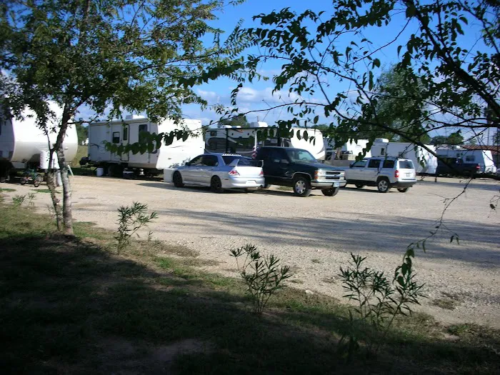 Country View RV Park Picture 8