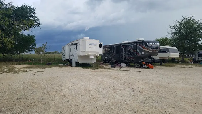 Country View RV Park Picture 3