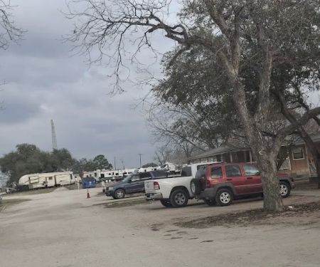 Pecan Tree RV Park