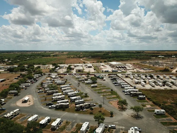 Bar M Mobile Home & RV Park Picture 2