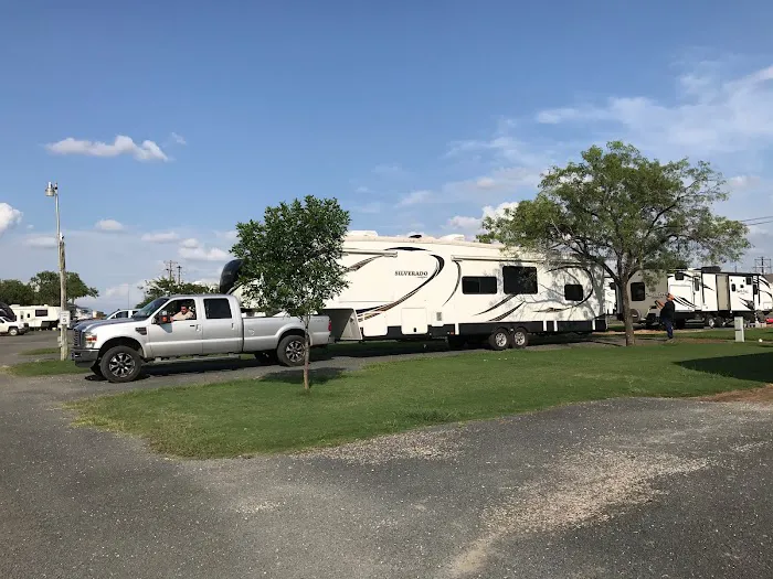 Bar M Mobile Home & RV Park Picture 10