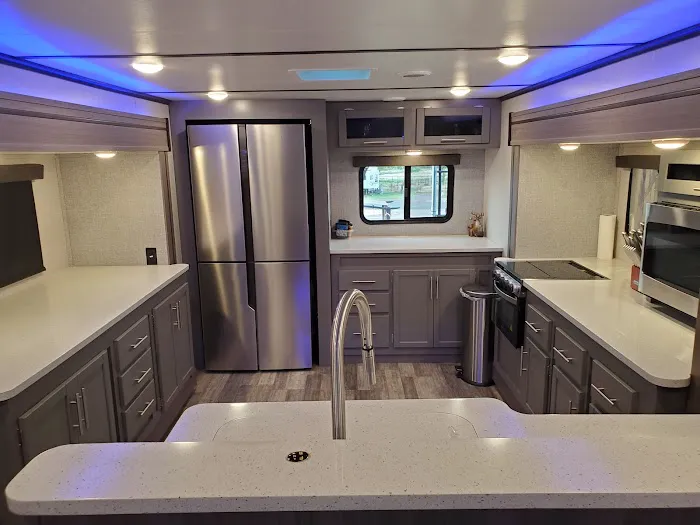 Bar M Mobile Home & RV Park Picture 6