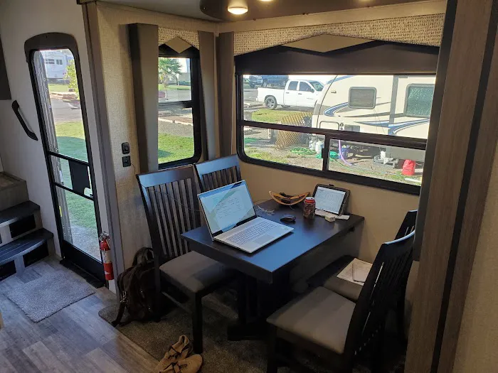 Bar M Mobile Home & RV Park Picture 1