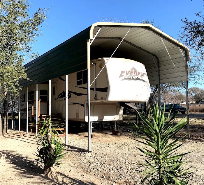 Shady Oaks RV Park Picture 1