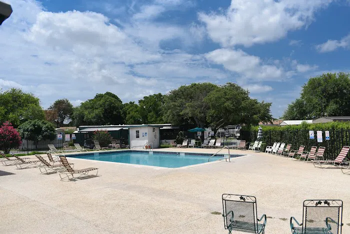 Lamplighter Estates Picture 2