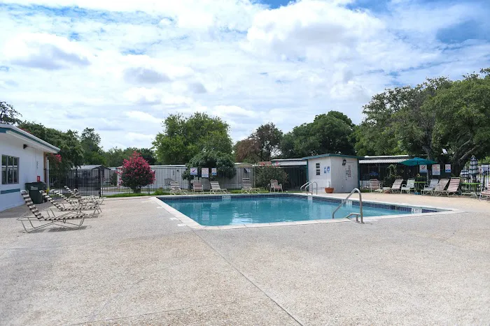 Lamplighter Estates Picture 7