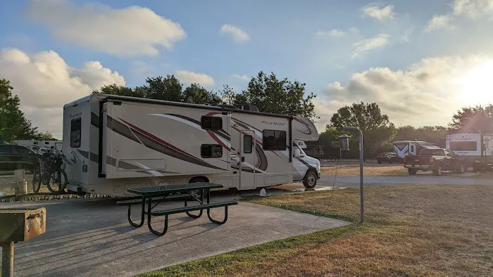 Fort Sam Houston RV Park Picture 4