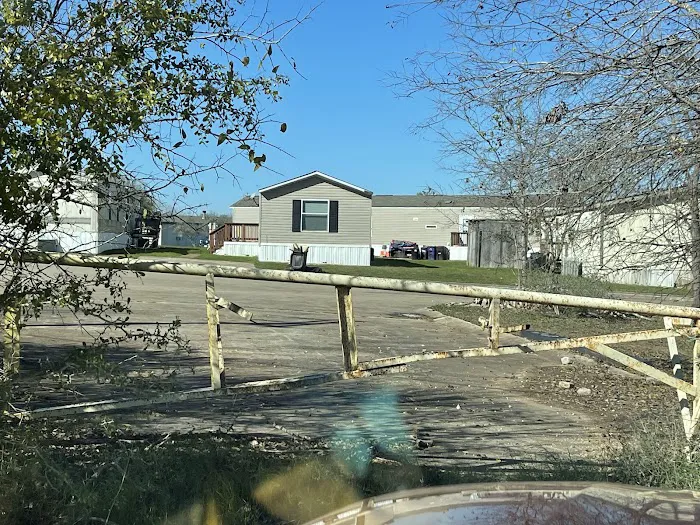 Pecan Grove Picture 4