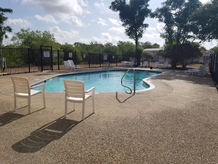 Pecan Grove Picture 3