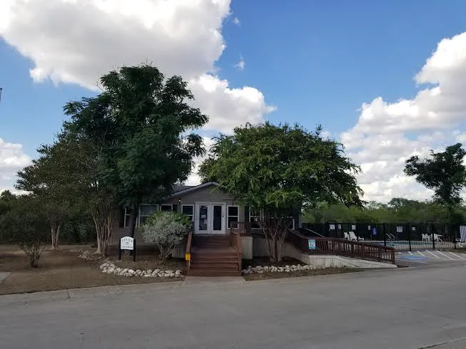 Pecan Grove Picture 1