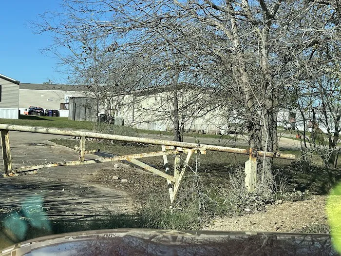 Pecan Grove Picture 5