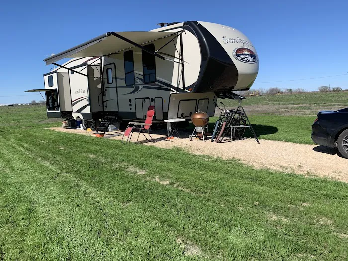 Ripple Road RV Picture 6