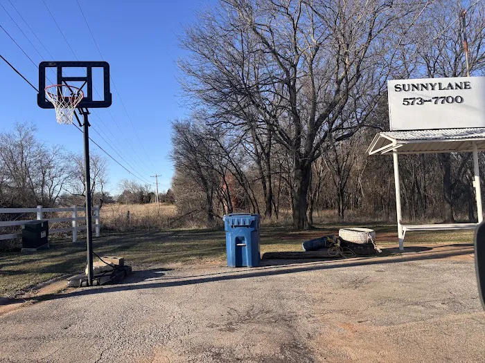 Sunnylane Estates Mobile Home Picture 2