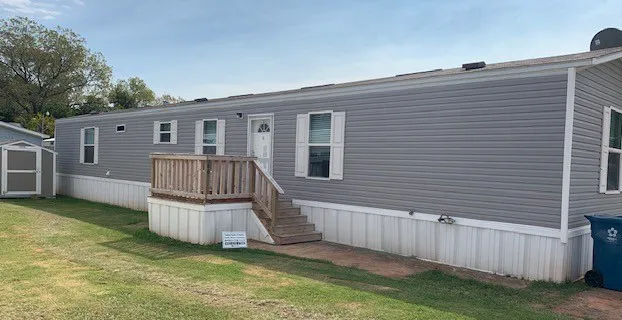 Sunnylane Estates Mobile Home Picture 7