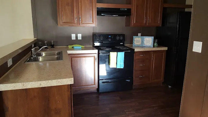 Tri City Mobile Home Community Picture 8