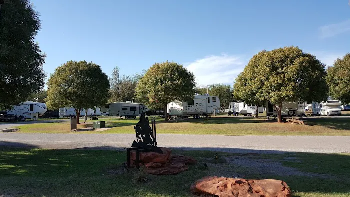 A-AAA Adult RV Park Picture 7