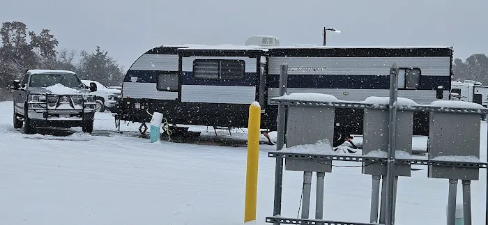 Redbud RV Park Picture 1