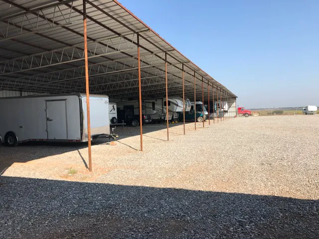 Matty's RV Park & Storage Picture 4