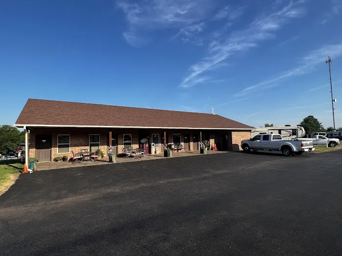 Pecan Grove RV Resort Picture 1