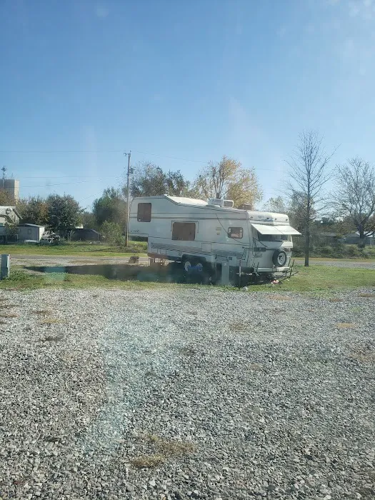Double B RV Park Picture 4