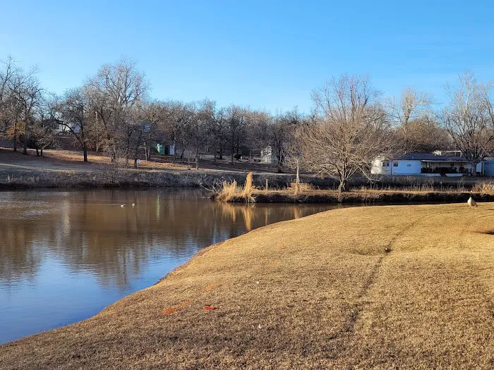 Sherwood Forest Mobile Home Community Picture 6