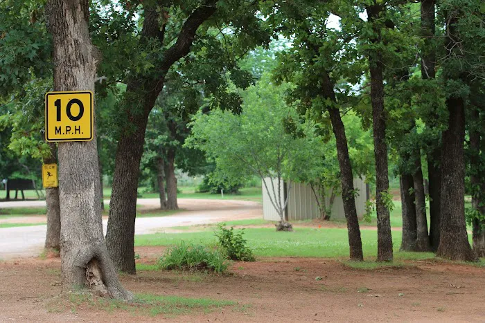 Pine country living mobile home park Picture 3