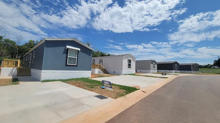 Parkway Mobile Home Community Picture 1